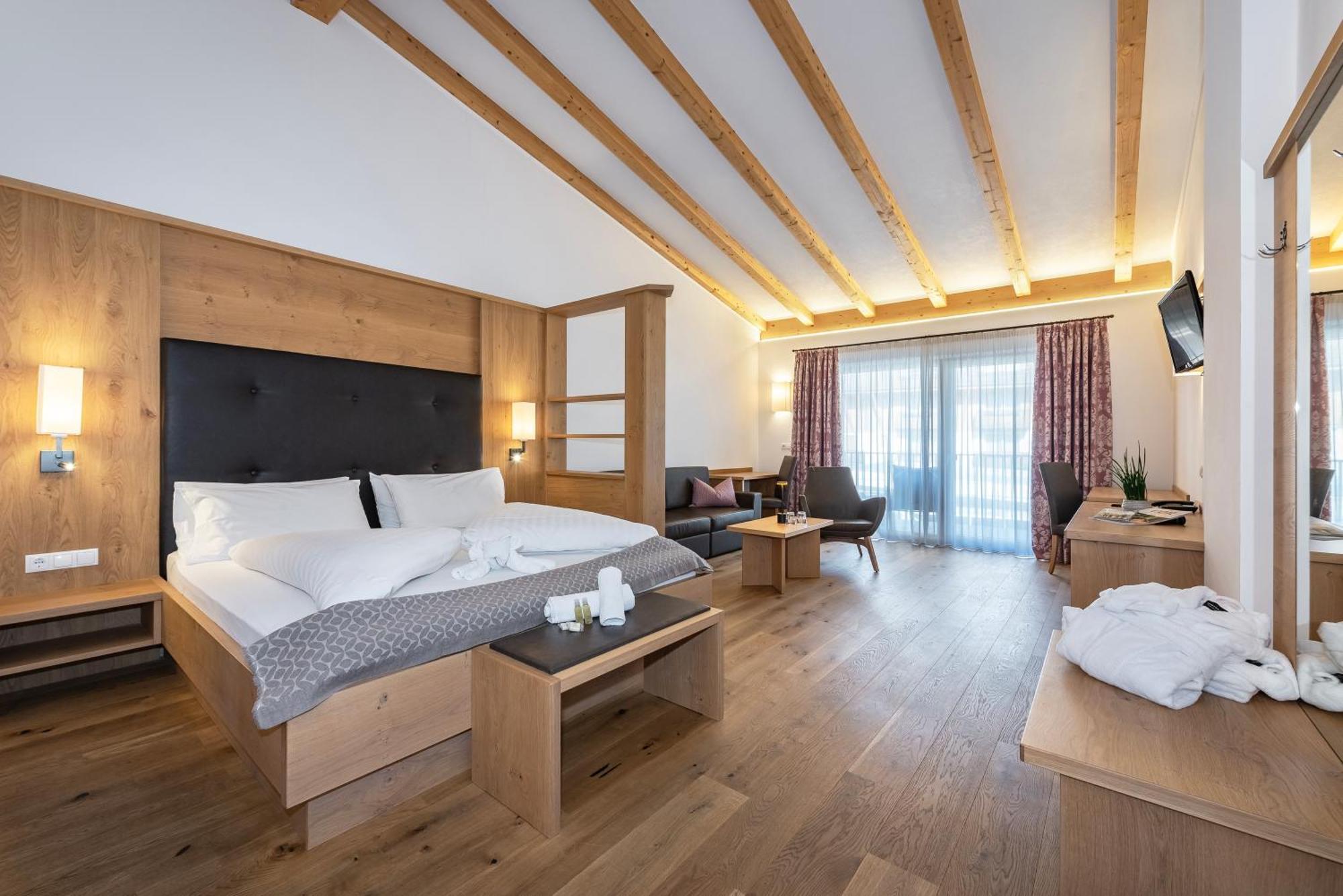 Hotel Langhof Natz-Schabs Luaran gambar
