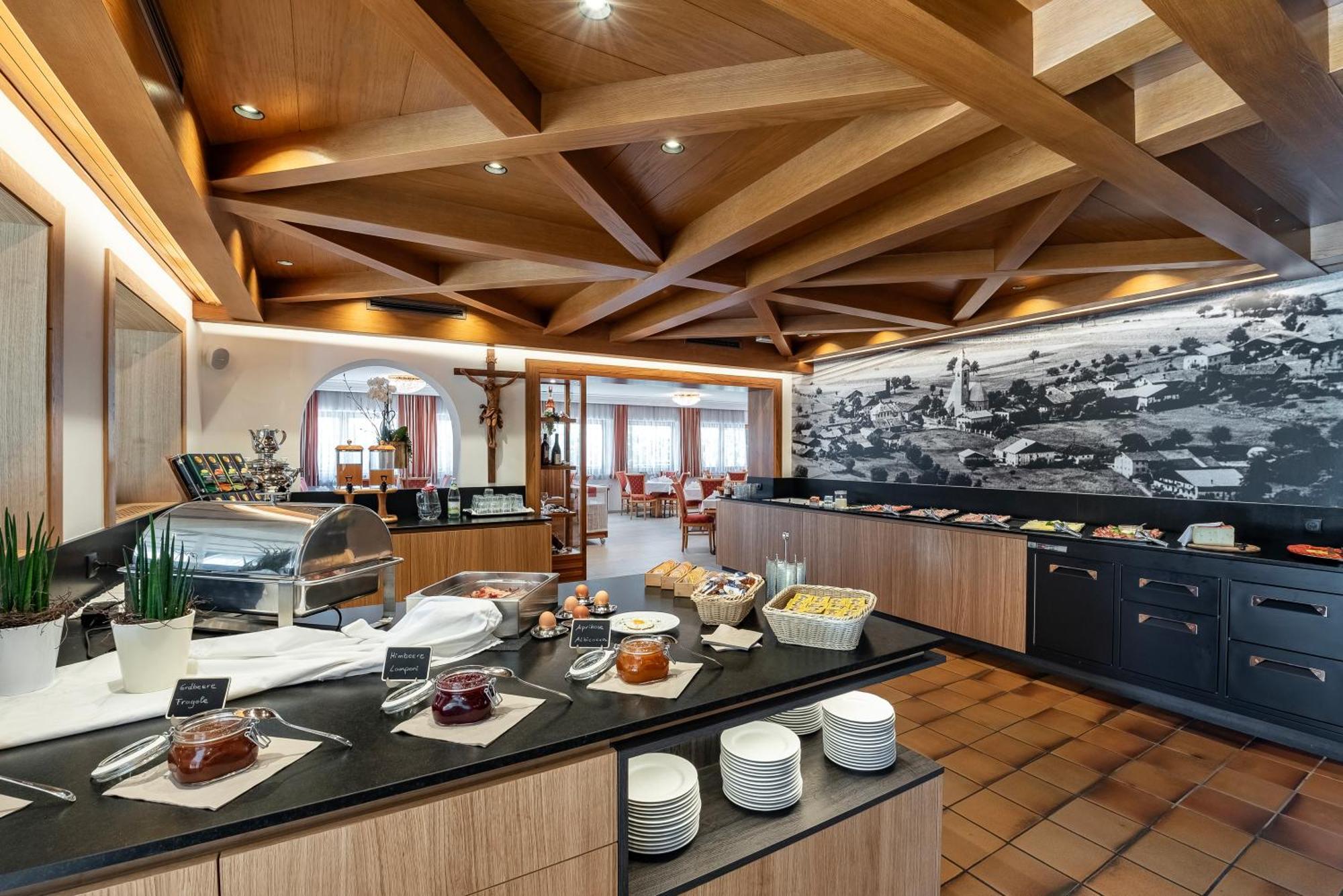 Hotel Langhof Natz-Schabs Luaran gambar